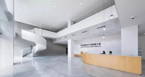 成都海倫天麓銷售中心，東方優(yōu)雅與現(xiàn)代融合的空間縮影！